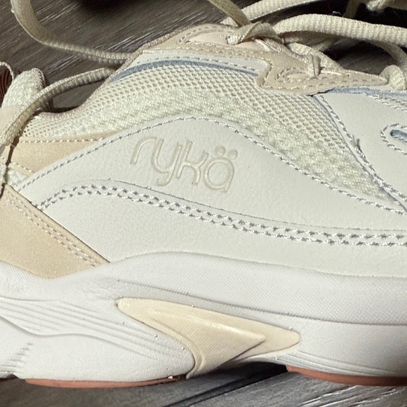 Women’s Ryka Skyrise Water Repellent Athletic Sneakers size 9 - Picture 7 of 12